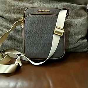 NWT Michael Kors "Flight Bag" Crossbody Purse
